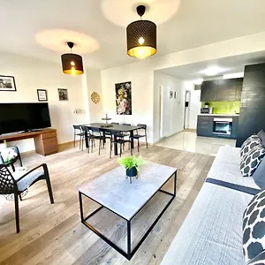 https://apartments-brial.brusselshotelsbook.com