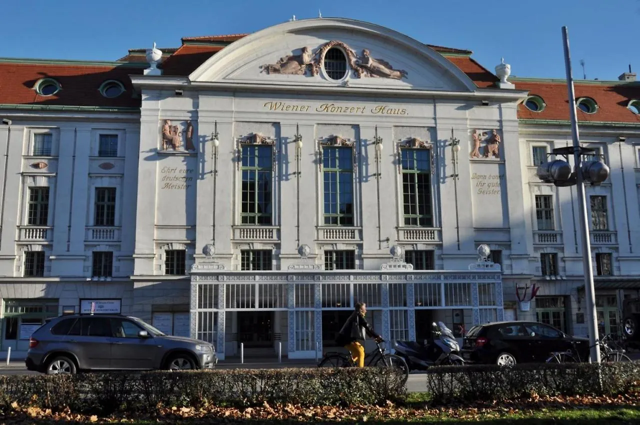 Grand Vienna City Center Apartment